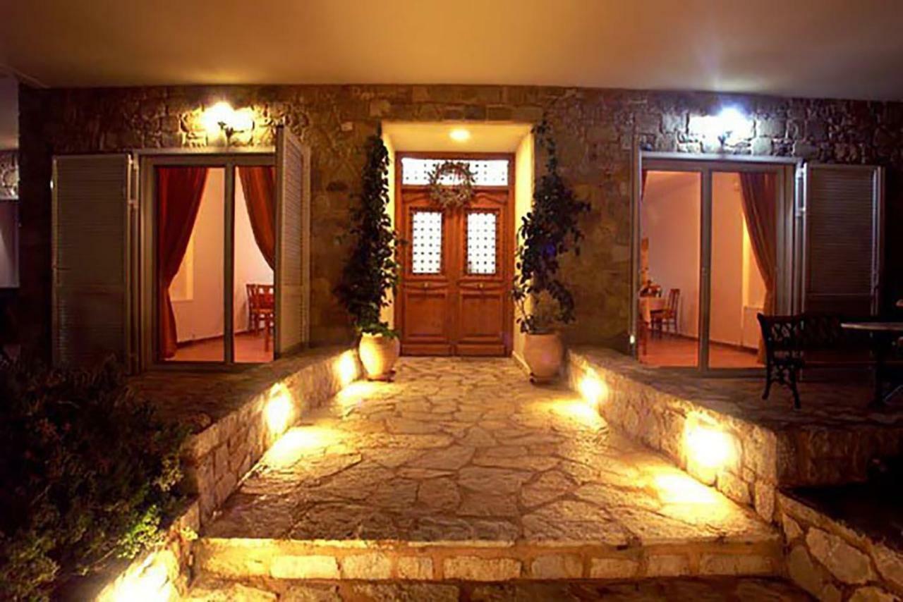 Bisti Guesthouse Ermioni Exterior photo